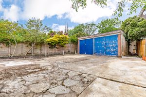 Photo 11- click for photo gallery